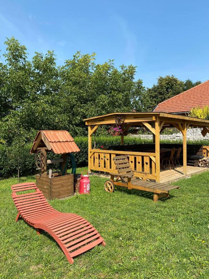 Zimmer Feri Vendeghaz Hotel Abaújszántó Exterior foto